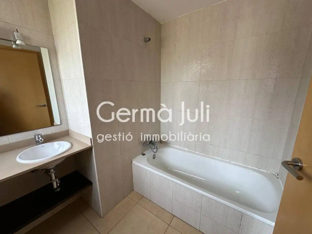 Wohnung zum Verkauf in Calle Cartagena, 6, Sant Narcís