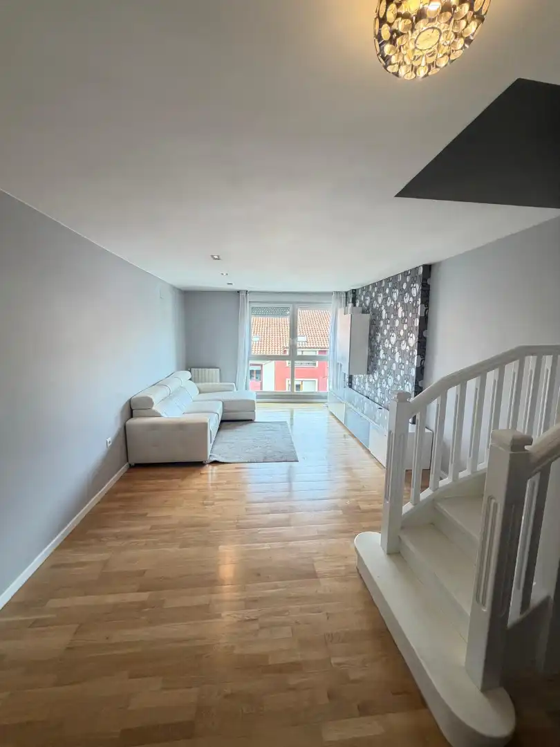 Living room of Duplexes for rent in Renedo