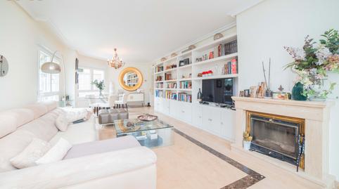 Foto 5 de Planta baixa en venda a Calle Moreras, Zona Monte El Pilar, Madrid