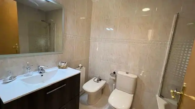 Baño de Casa adosada en venta en Salomó con Terraza y Balcón