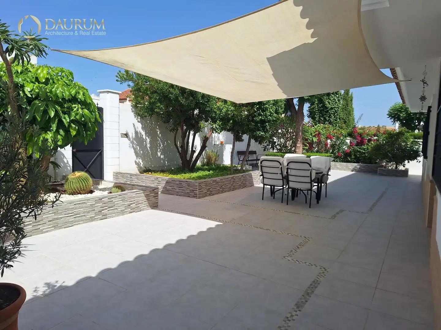 Chalet con piscina en venta en CALLE Alborán, imagen 3