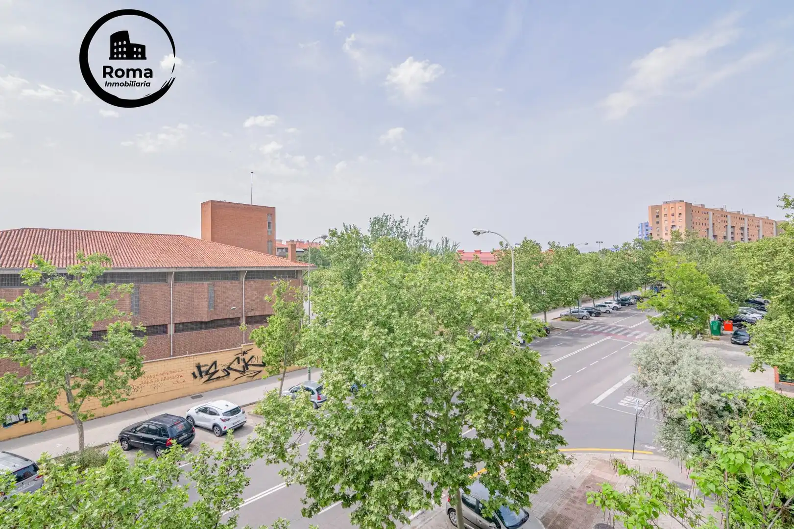 Vista exterior de Pis en venda en Granada amb Aire condicionat, Moblat i Balcó