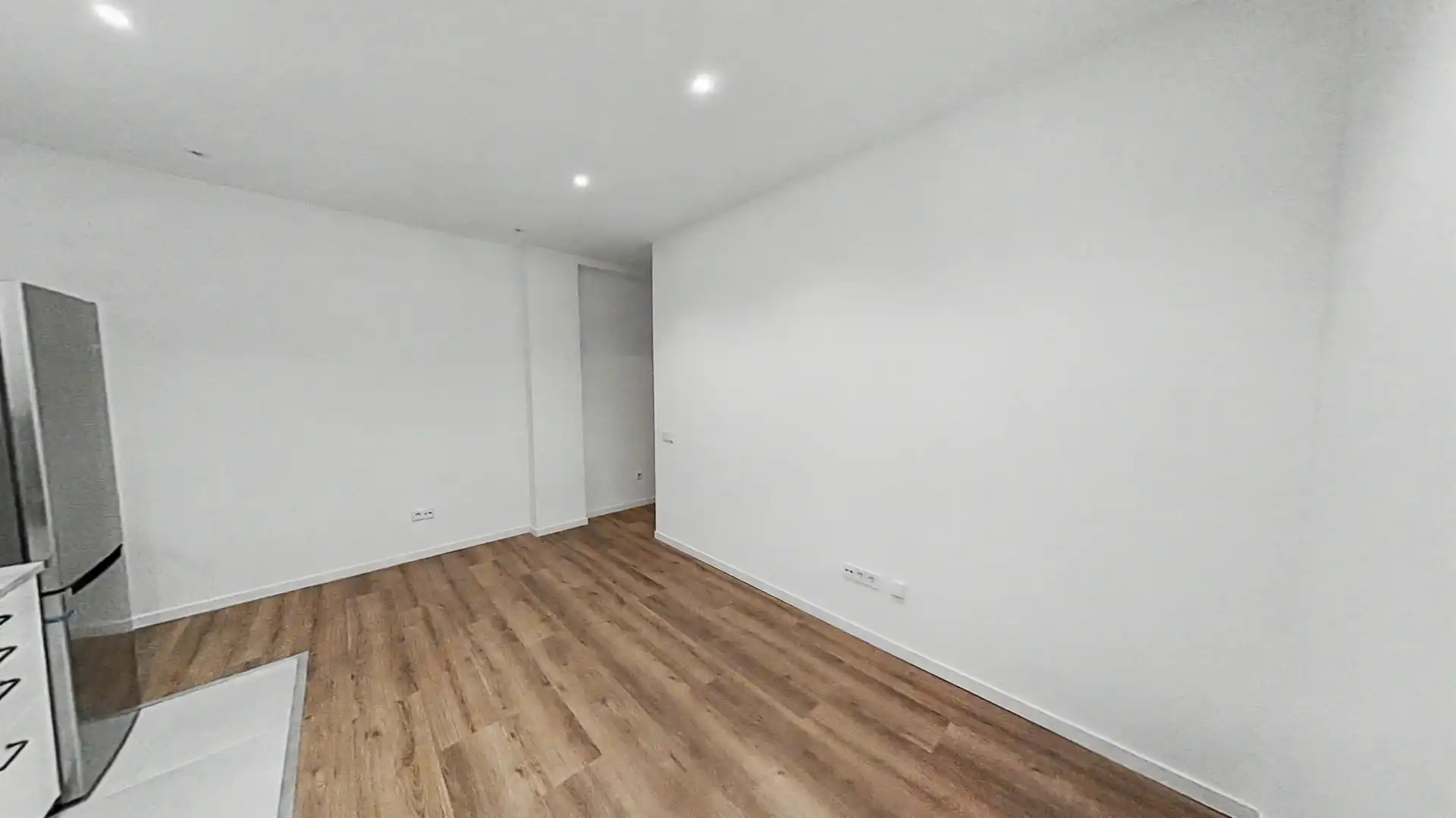 Flat for rent in Madrid  with Oven and Washing machine