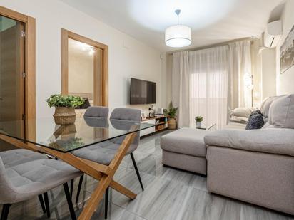 Wohnzimmer von Wohnung zum verkauf in  Granada Capital mit Klimaanlage, Terrasse und Balkon