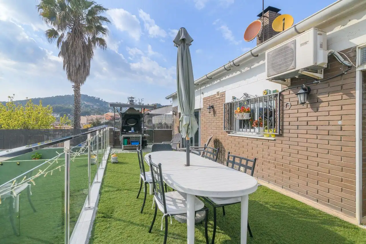 Casa con jardín en venta en Sant Vicenç Dels Horts, imagen 9