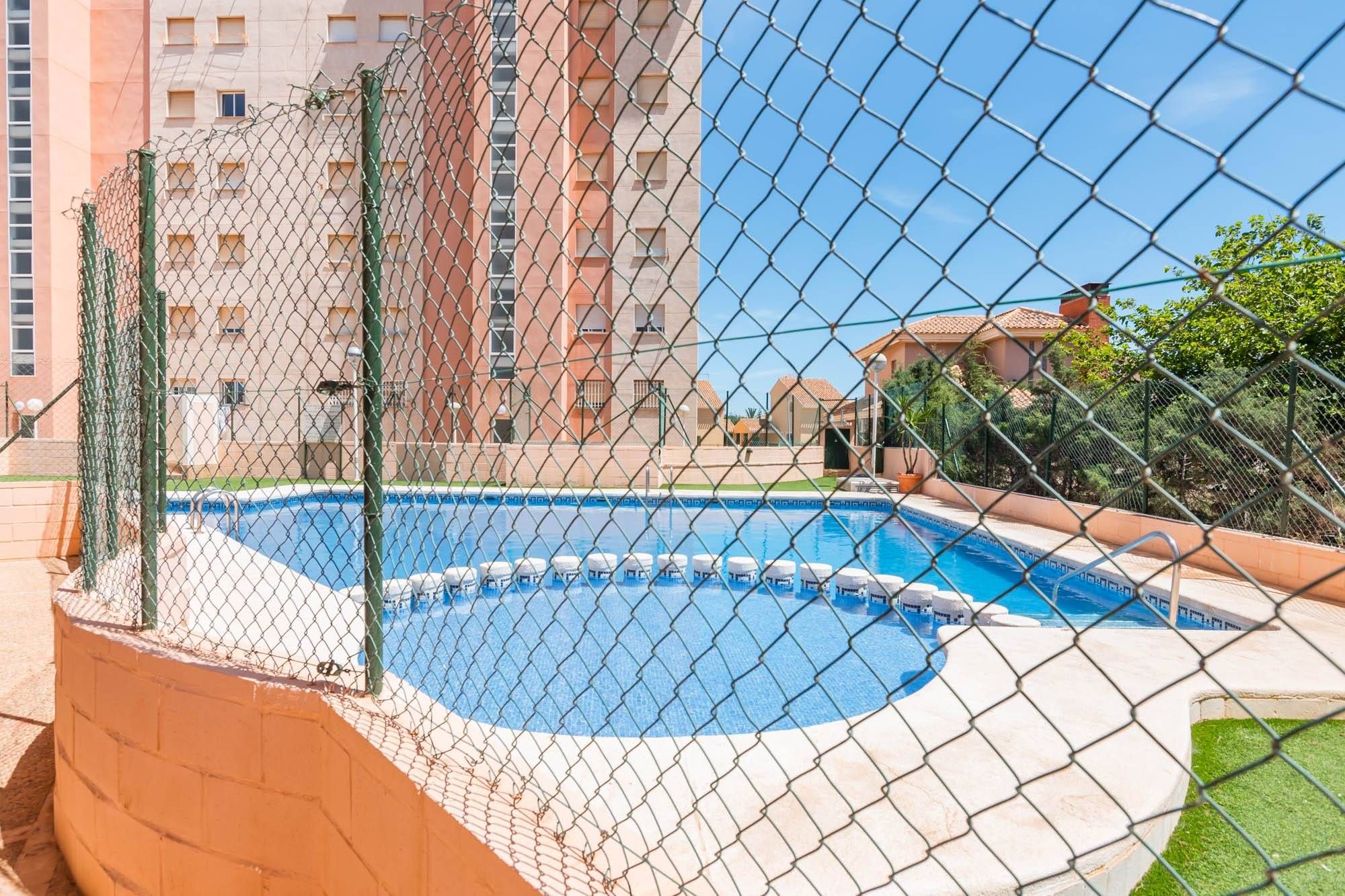 Piscina de Apartament en venda en Cartagena amb Balcó i Piscina comunitària