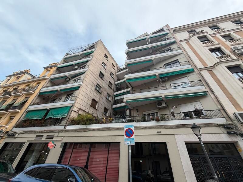 Vista exterior de Pis en venda en  Madrid Capital amb Aire condicionat i Calefacció