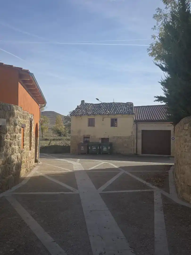 Vista exterior de Piso en venta en Castrojeriz, Burgos
