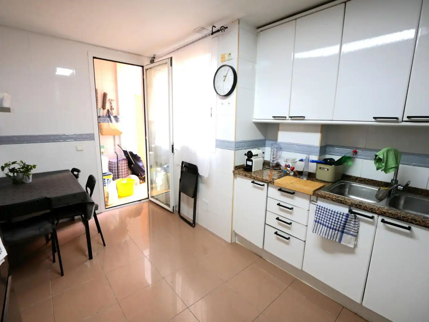 Küche von Wohnung zum Verkauf in Barcelona mit Parkett