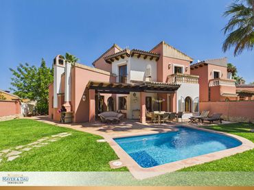 Casa amb balcó en venda a Santa Ponça