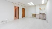 Flat for sale in  Madrid Capital  with Air Conditioner and Heating