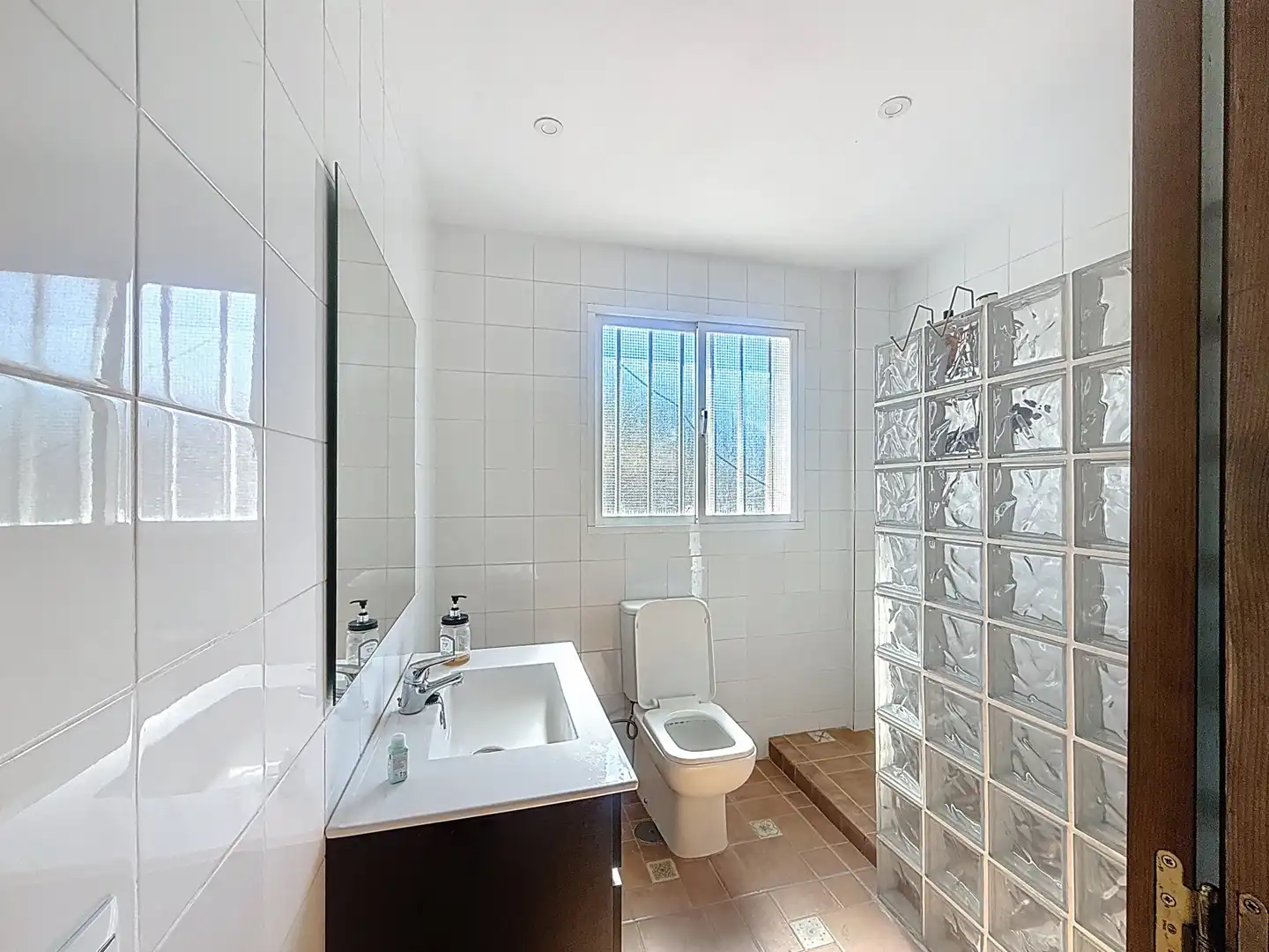 Bathroom of Country homes for sale in Estepona  with Private garden and Terrace