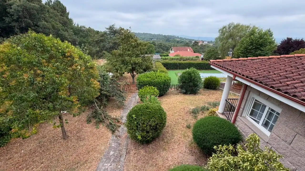Jardí de Casa o xalet en venda en O Pereiro de Aguiar  amb Calefacció, Jardí privat i Terrassa
