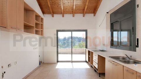 Foto 2 de Casa o xalet en venda a Calle Llorer (c. Aragall J), Corbera de Llobregat, Barcelona