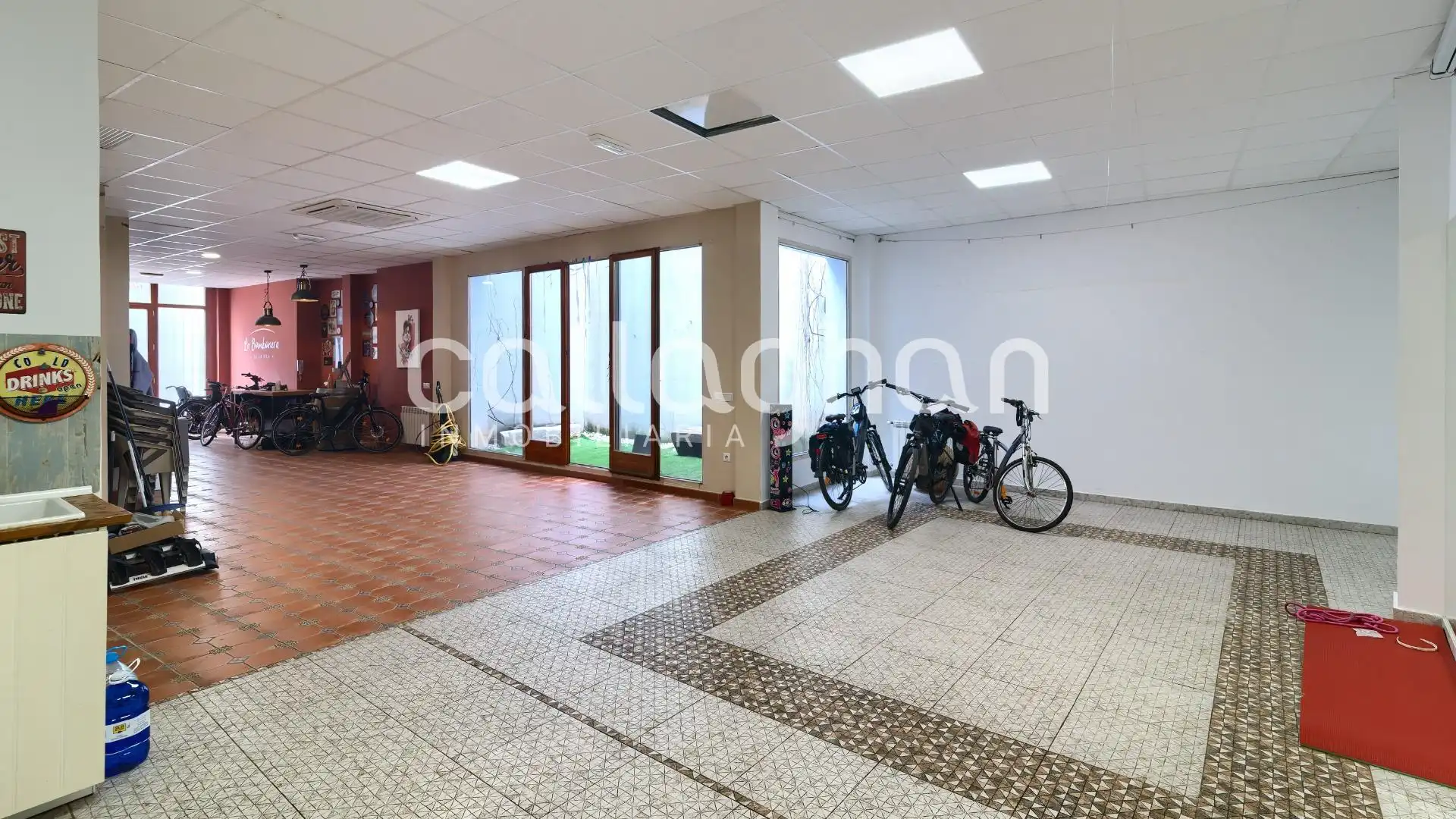 Detached homes for sale in Alzira  with Air Conditioner, Heating and Terrace