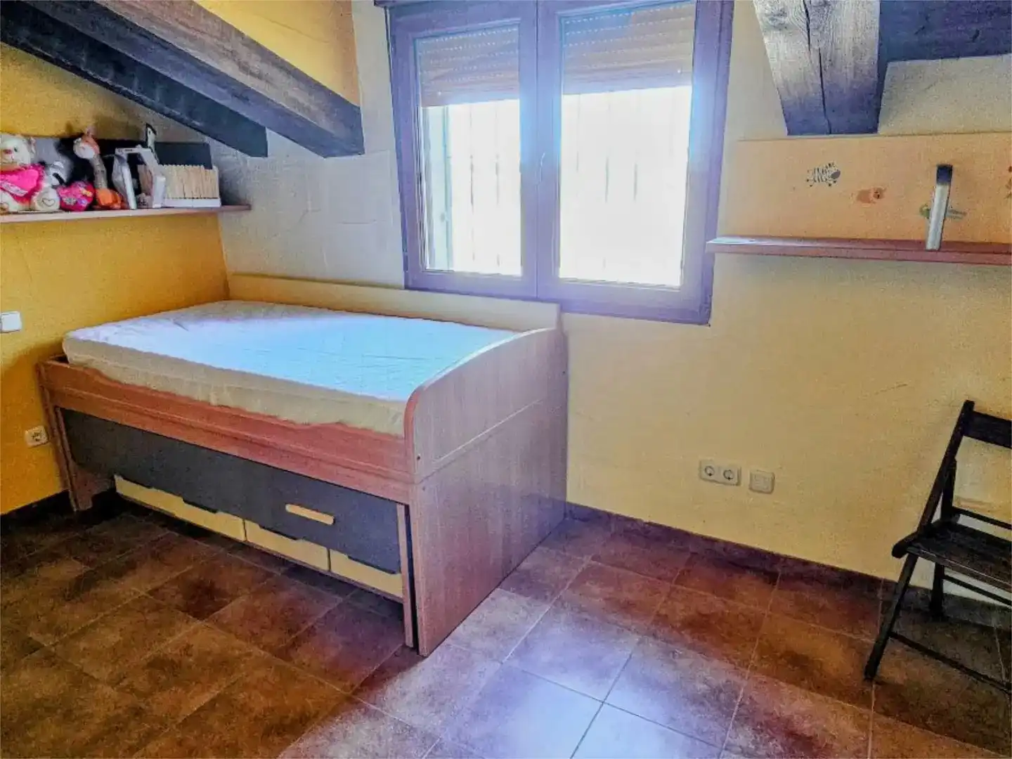 Habitación de Dúplex en venta en Grajera