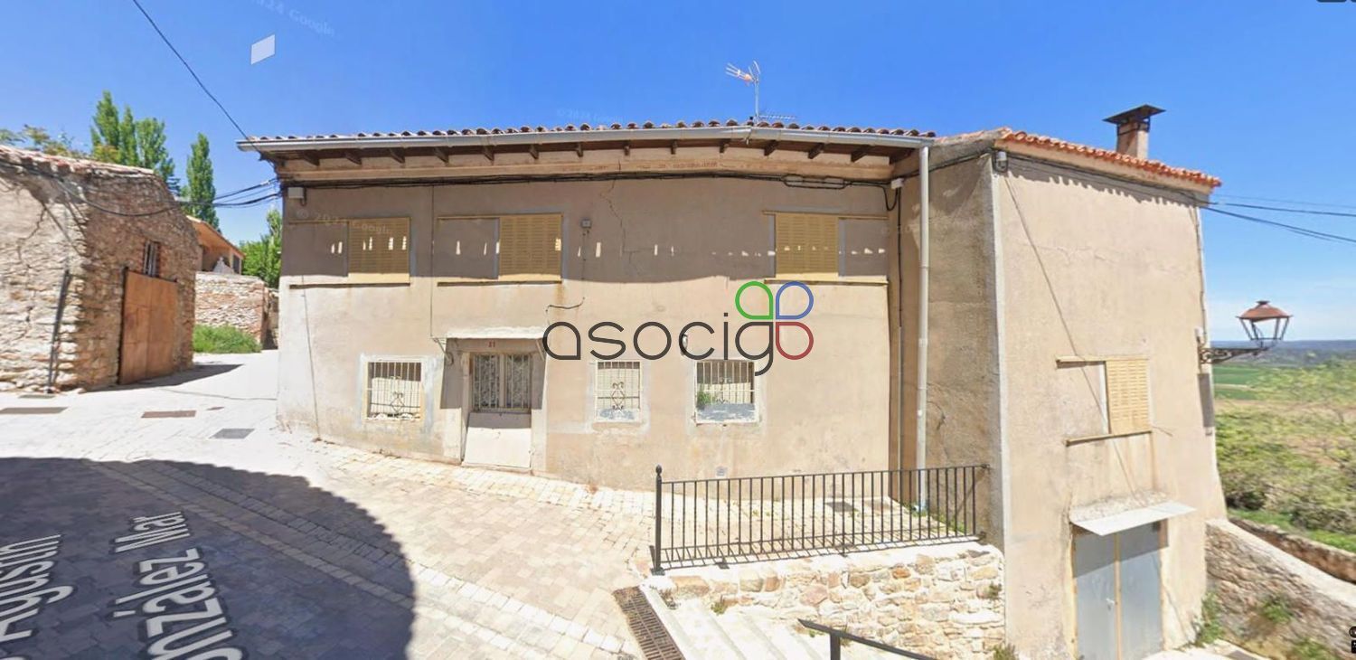 Vista exterior de Casa o xalet en venda en Atienza amb Calefacció