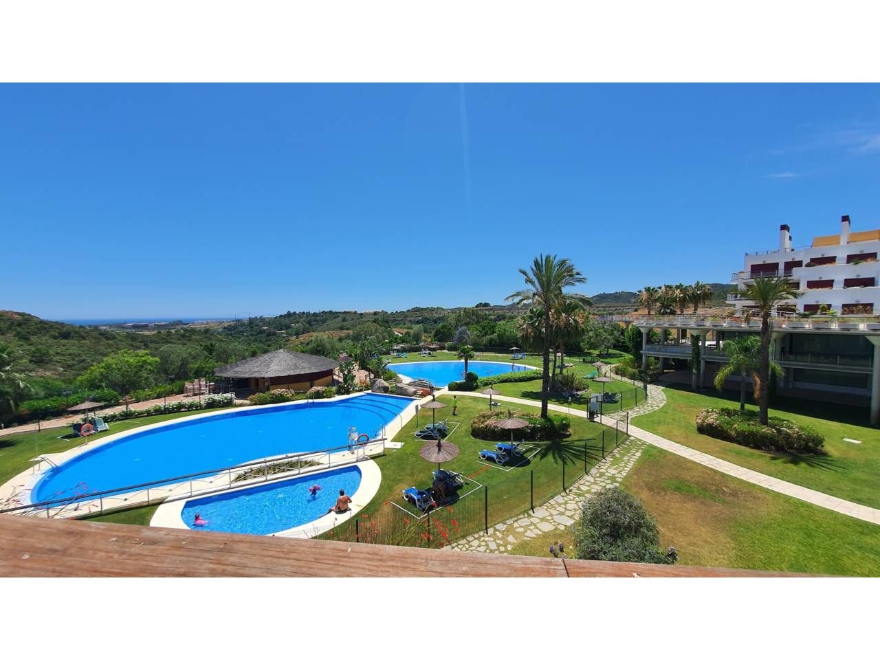 Garden of Duplex for sale in Benahavís  with Air Conditioner, Heating and Terrace