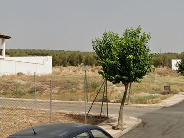 Terreno residenziale in vendita a Calle Antonio Arias Parra 3