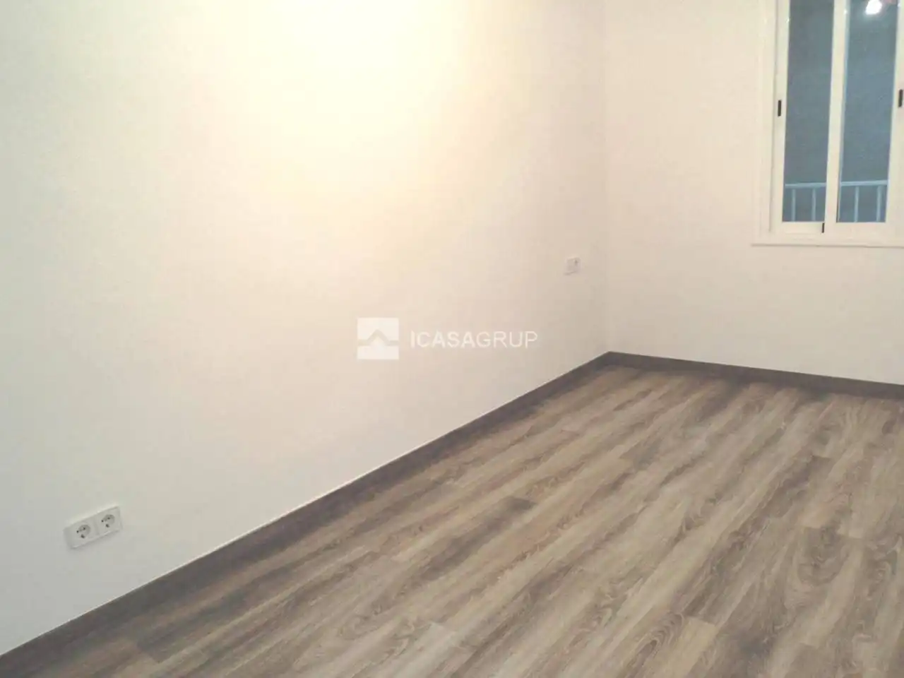 Flat for sale in Rubí  with Air Conditioner, Heating and Balcony