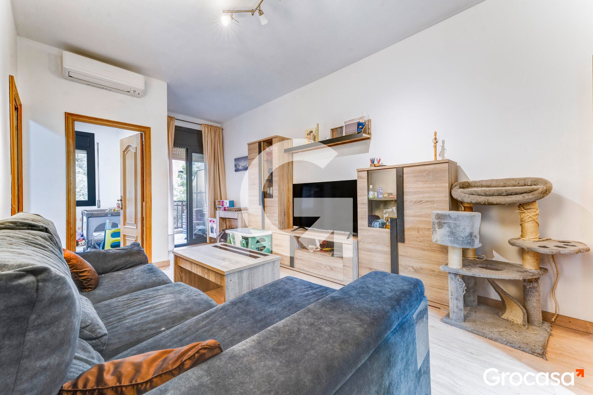 Bedroom of Flat for sale in  Barcelona Capital  with Air Conditioner, Heating and Oven