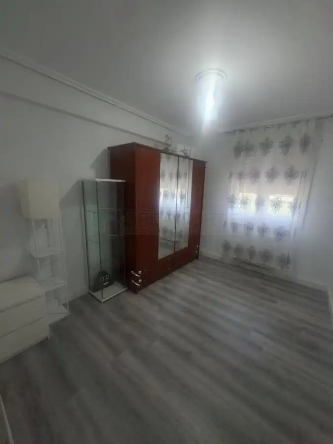 Habitación de Piso en venta en Vitoria - Gasteiz con Calefacción, Parquet y Terraza