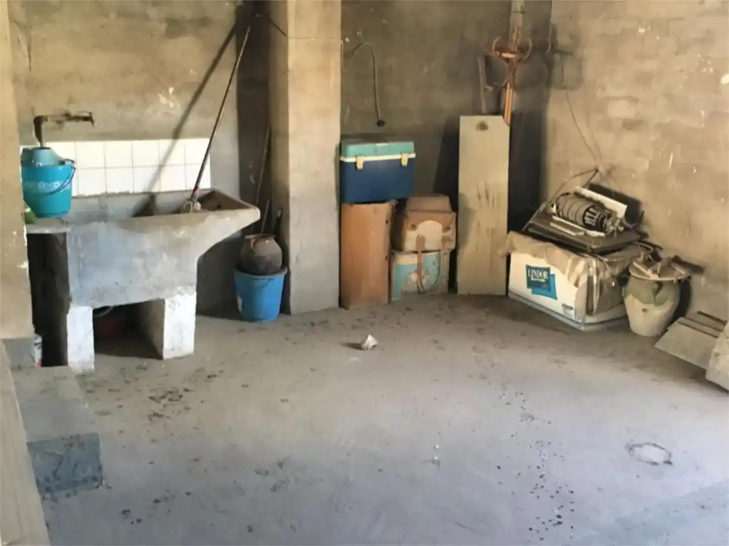 Casa adosada en venta en Pliego con Trastero