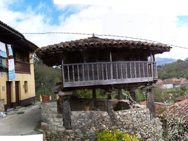 Semi-detached house for sale in Calle Riocaliente 82A
