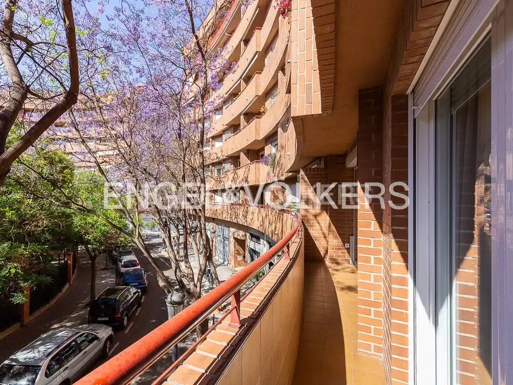 Vista exterior de Pis de lloguer en Valencia amb Aire condicionat, Calefacció i Parquet