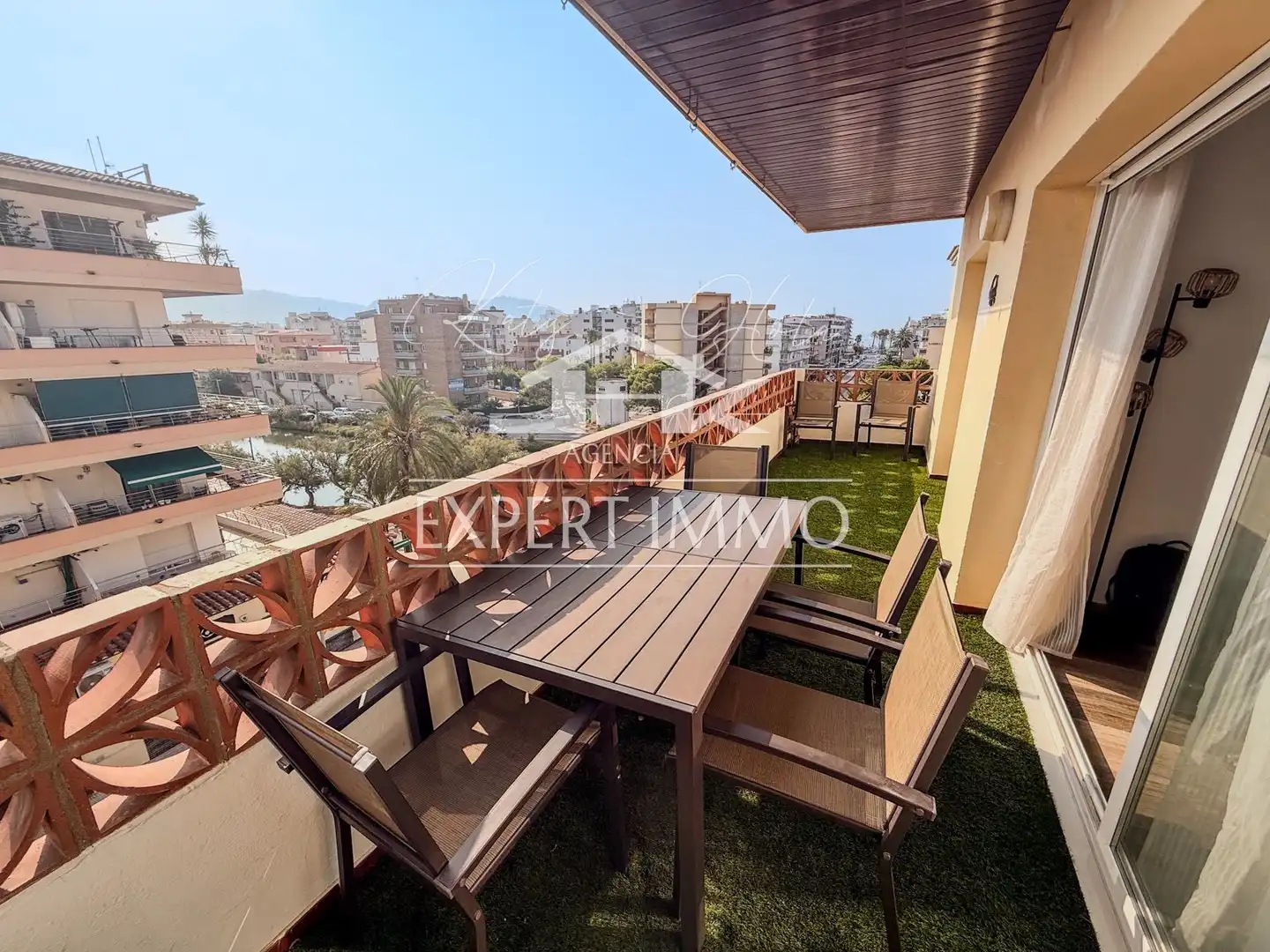 Terrassa de Apartament en venda en Roses amb Aire condicionat, Calefacció i Terrassa