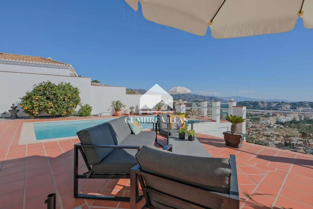 Terrassa de Casa o xalet en venda en Almuñécar amb Jardí privat, Terrassa i Traster