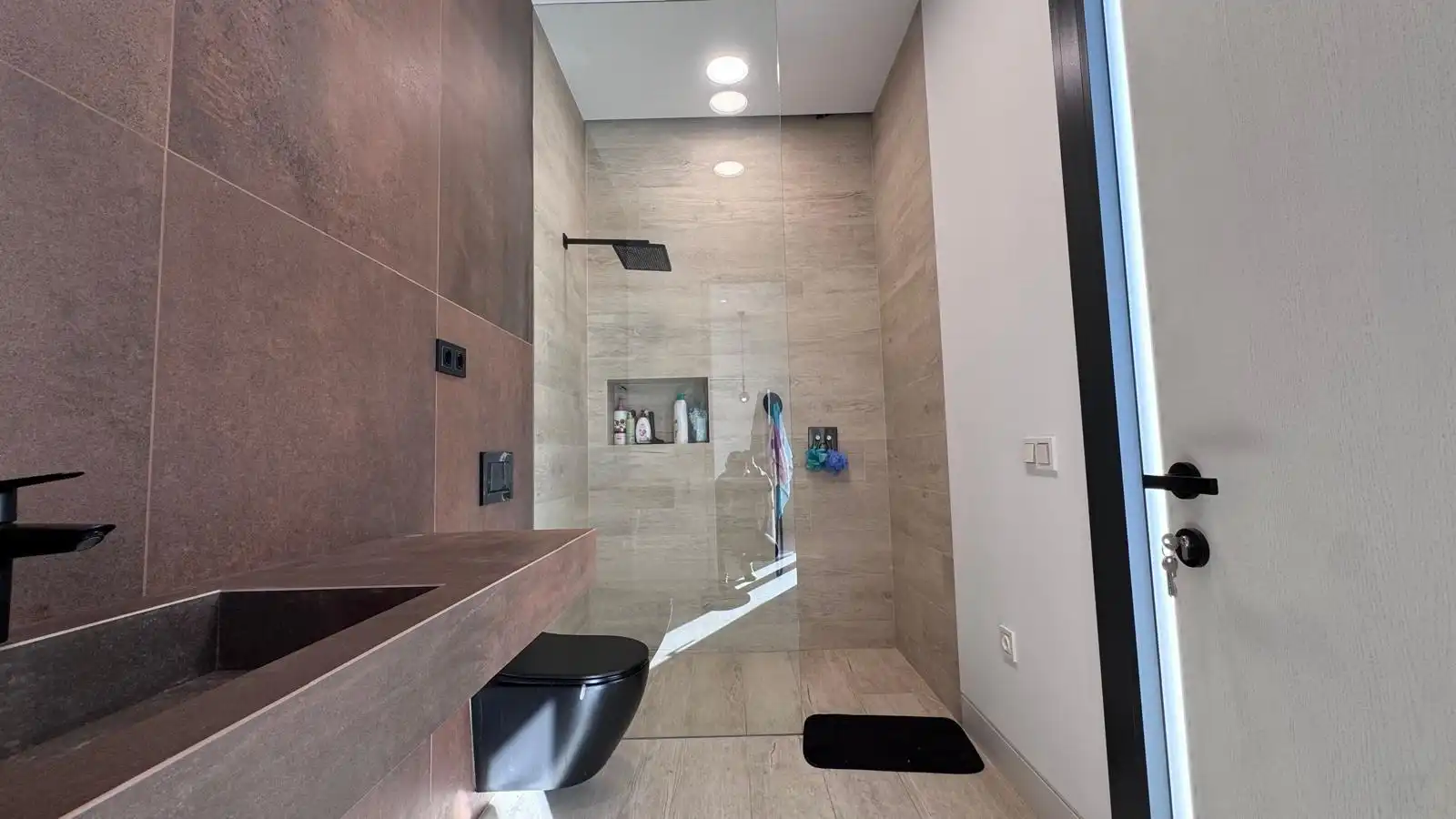 Bathroom of Houses for sale in Colmenar  with Air Conditioner, Heating and Terrace