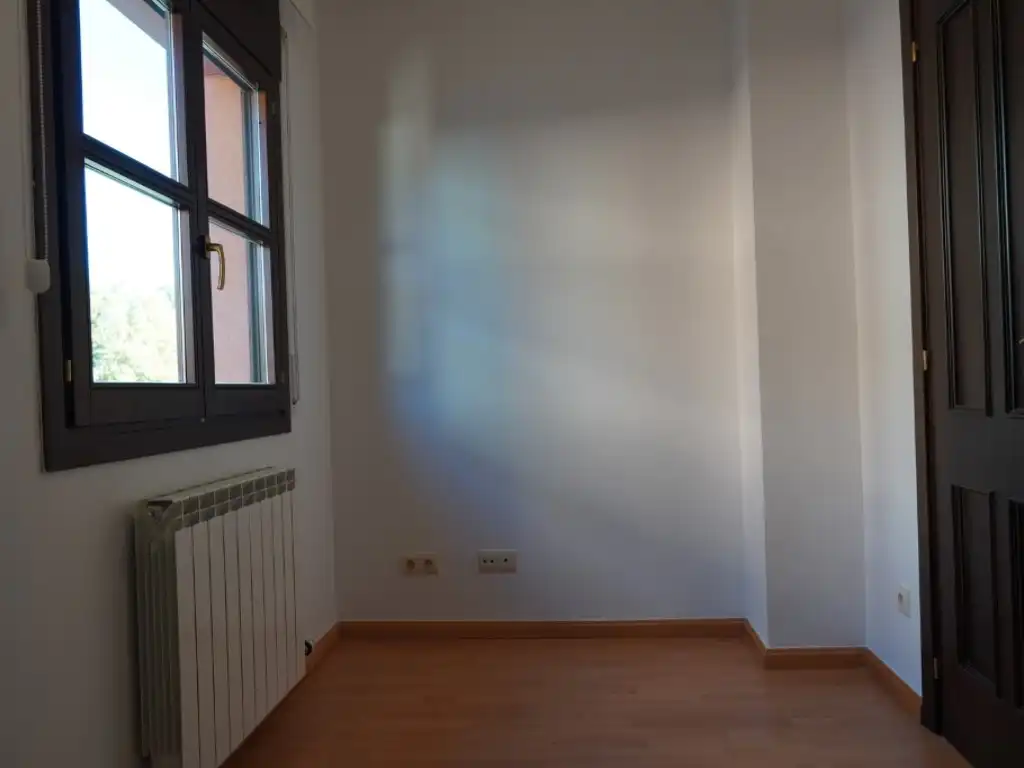 Casa adosada en venta en Calle Ribagorza, 17, Aínsa-Sobrarbe