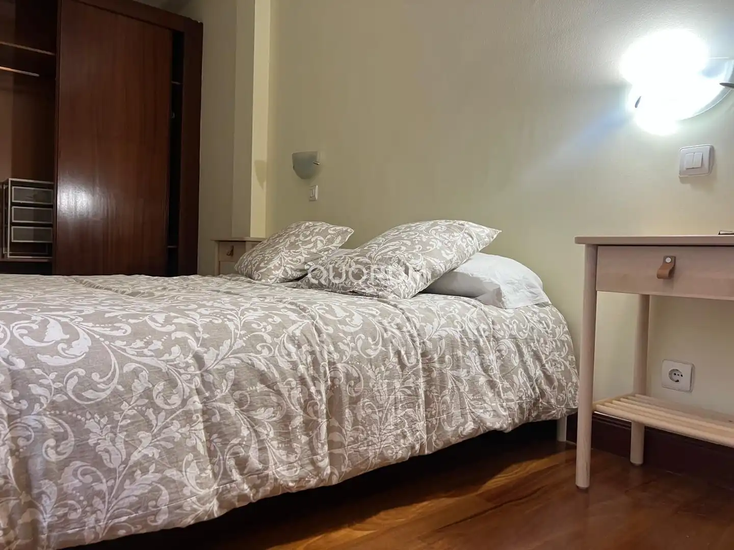 Wohnung zur Miete in Calle General Concha, Alhóndiga
