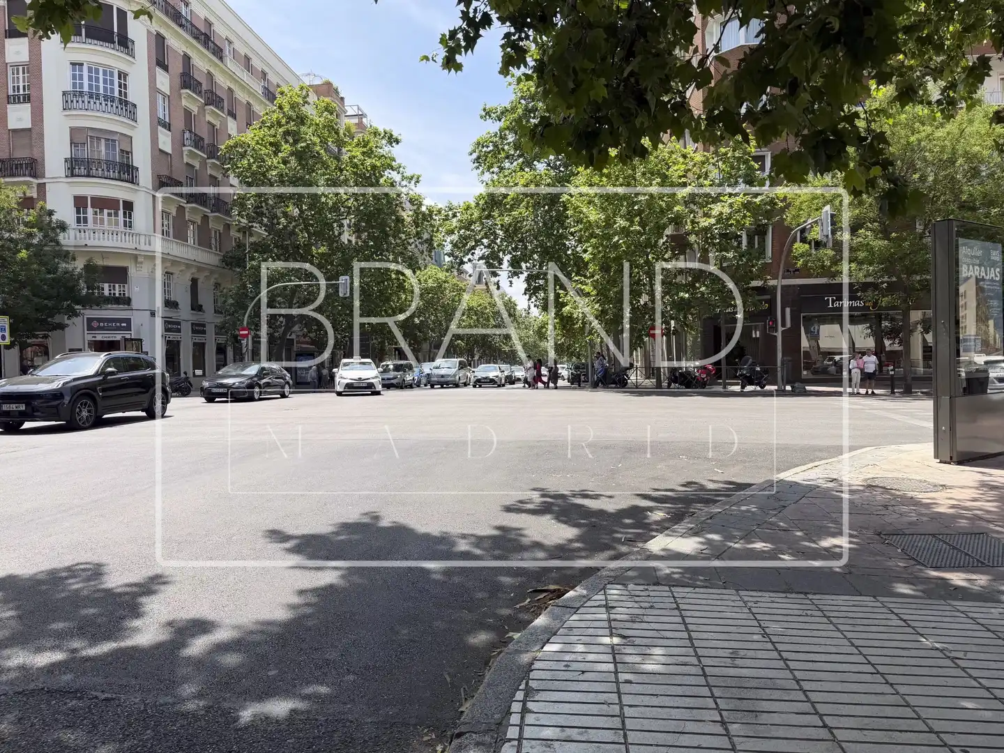 Vista exterior de Pis en venda en Madrid