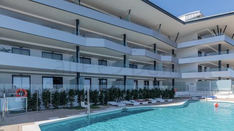 Foto 2 de Apartamento en venta en Calle Begoña, Las Gaviotas - Carvajal, Fuengirola