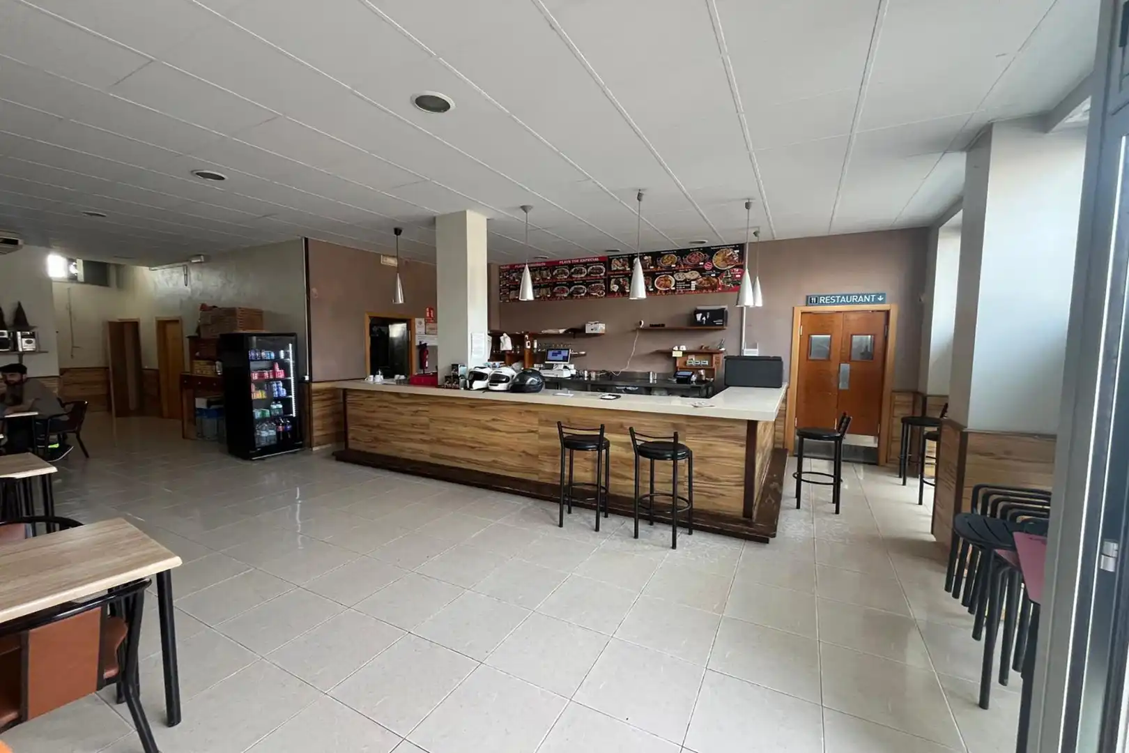 Business premises for sale in ROBERT GRAUPERA, imagen 2