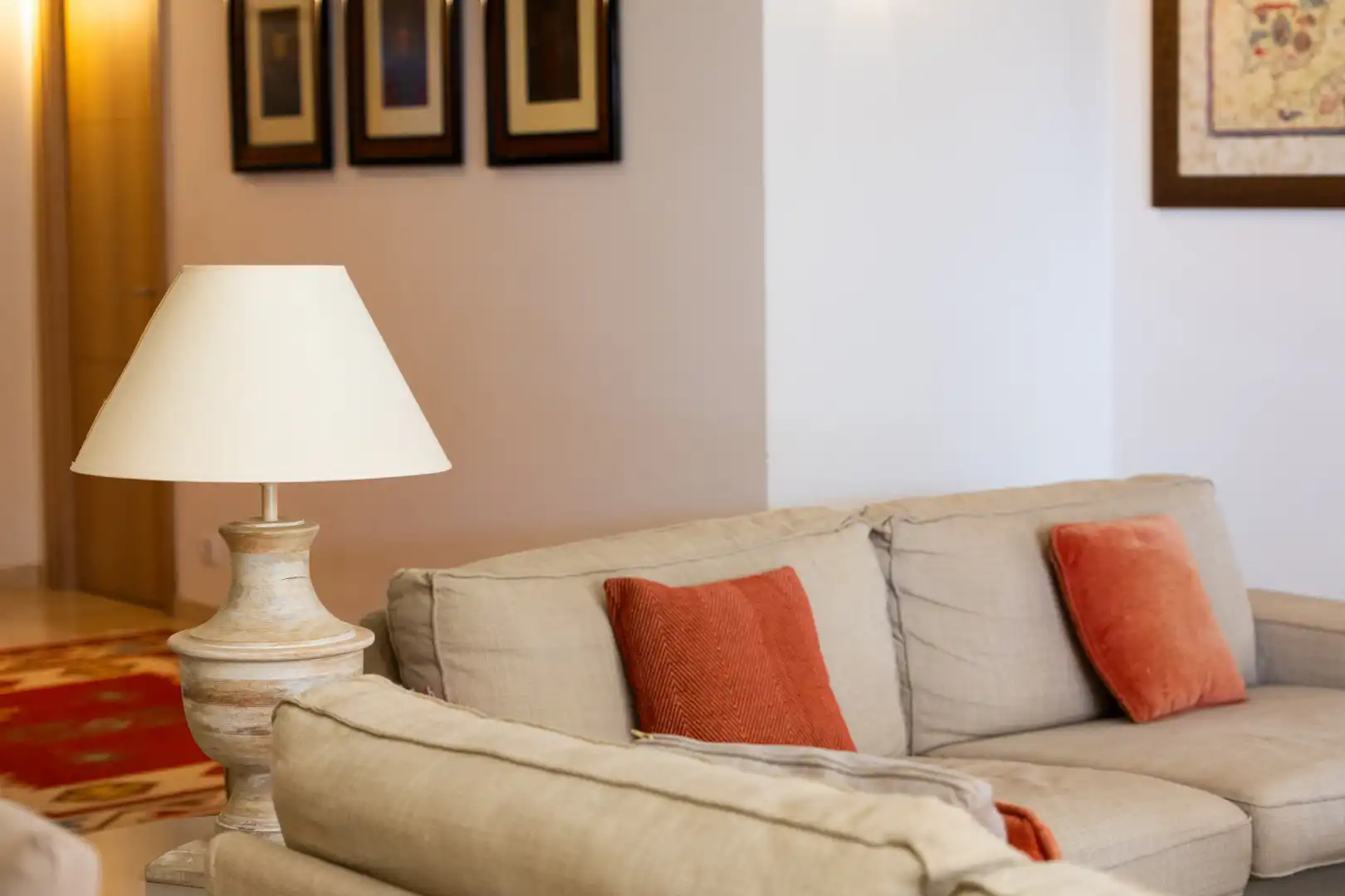 Sala de estar de Planta baja en venta en Sotogrande con Aire acondicionado, Jardín privado y Terraza