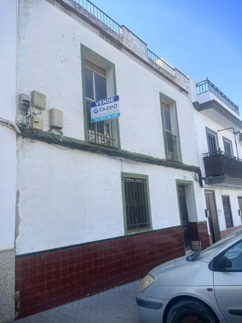 Vista exterior de Casa o xalet en venda en El Viso del Alcor