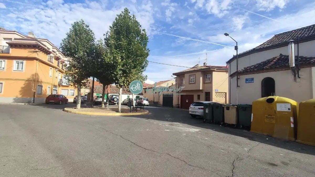 Vista exterior de Piso en venta en San Cristóbal de Segovia con Calefacción y Trastero