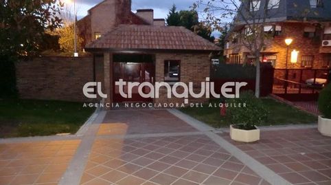 Foto 2 de Dúplex de alquiler en Calle Tejar, Zona Carretera del Plantío, Majadahonda