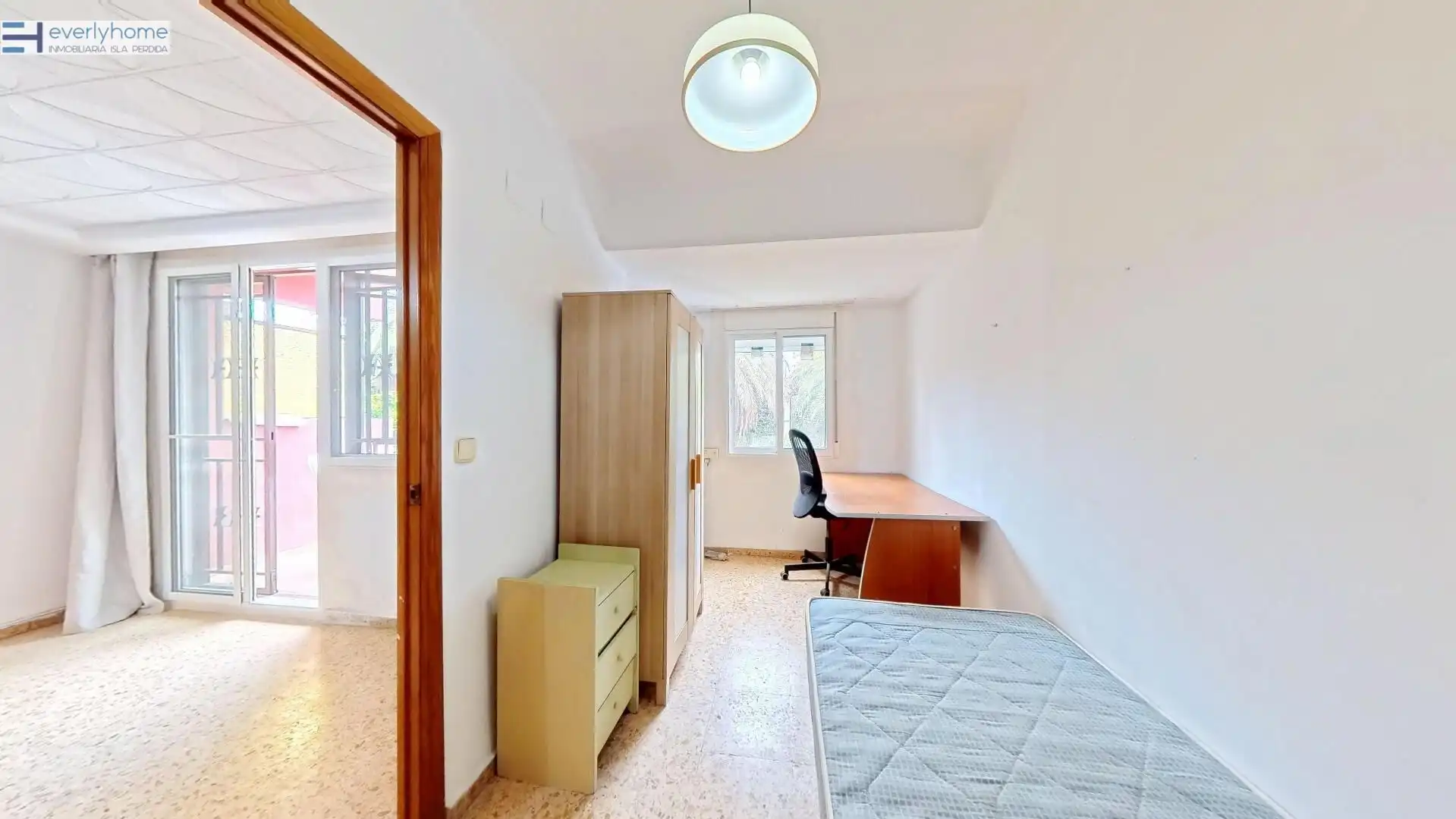 Schlafzimmer von Wohnung zur untervermieten in Valencia