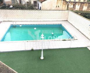 Piscina de Apartament en venda en Haro amb Calefacció, Parquet i Moblat