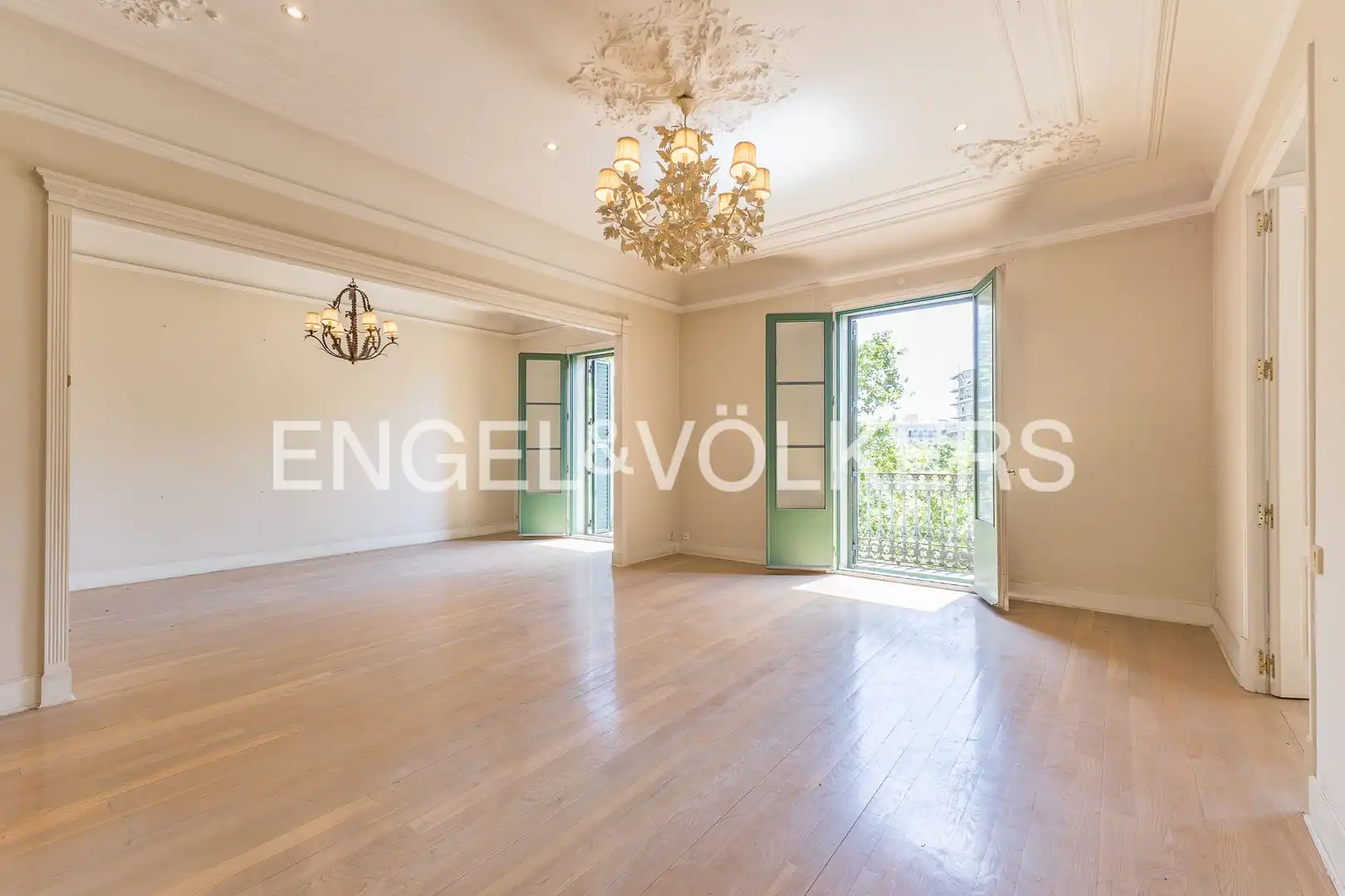 Piso con terraza en venta en Eixample, imagen 2