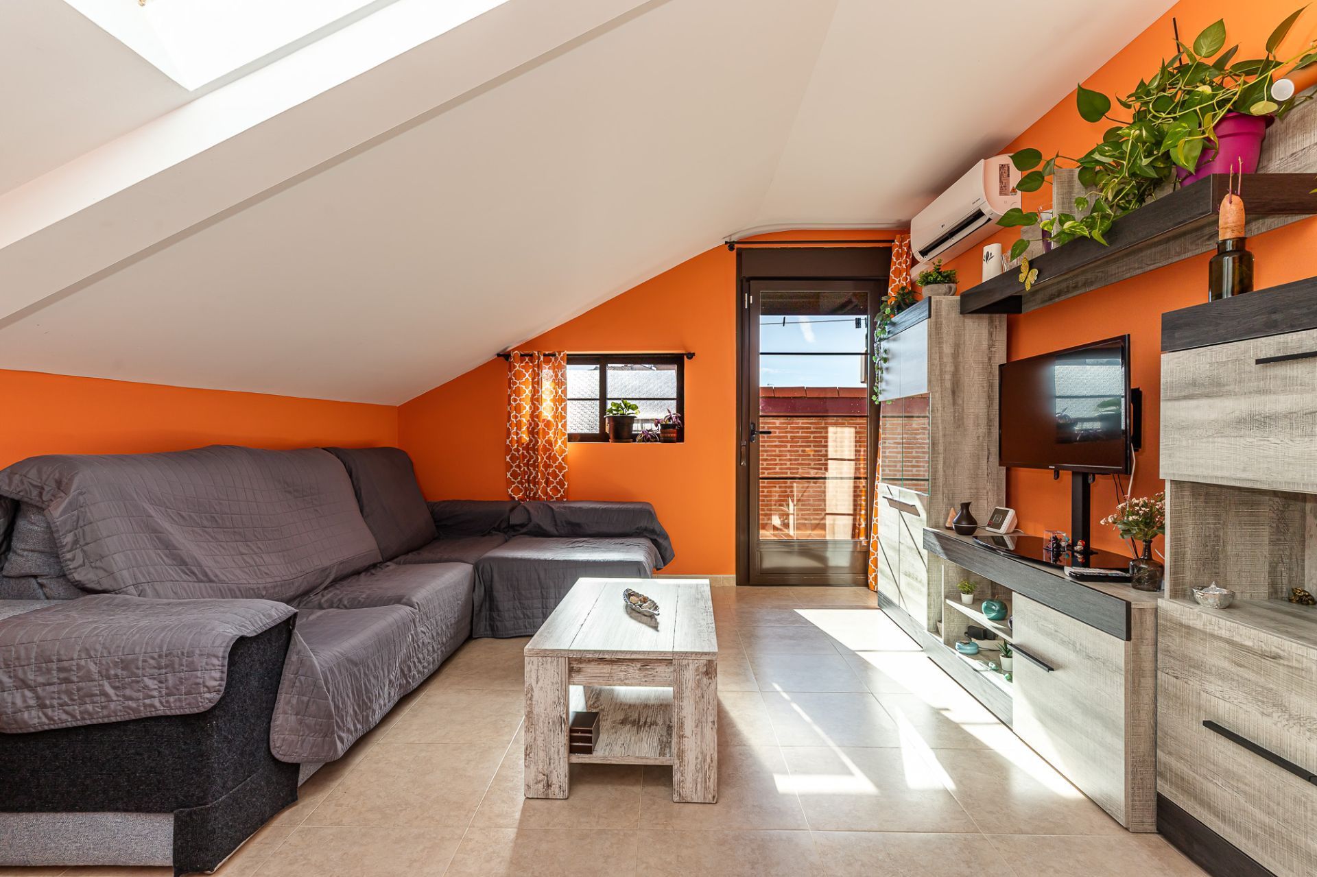 Living room of Attic for sale in Los Santos de la Humosa  with Air Conditioner, Heating and Terrace