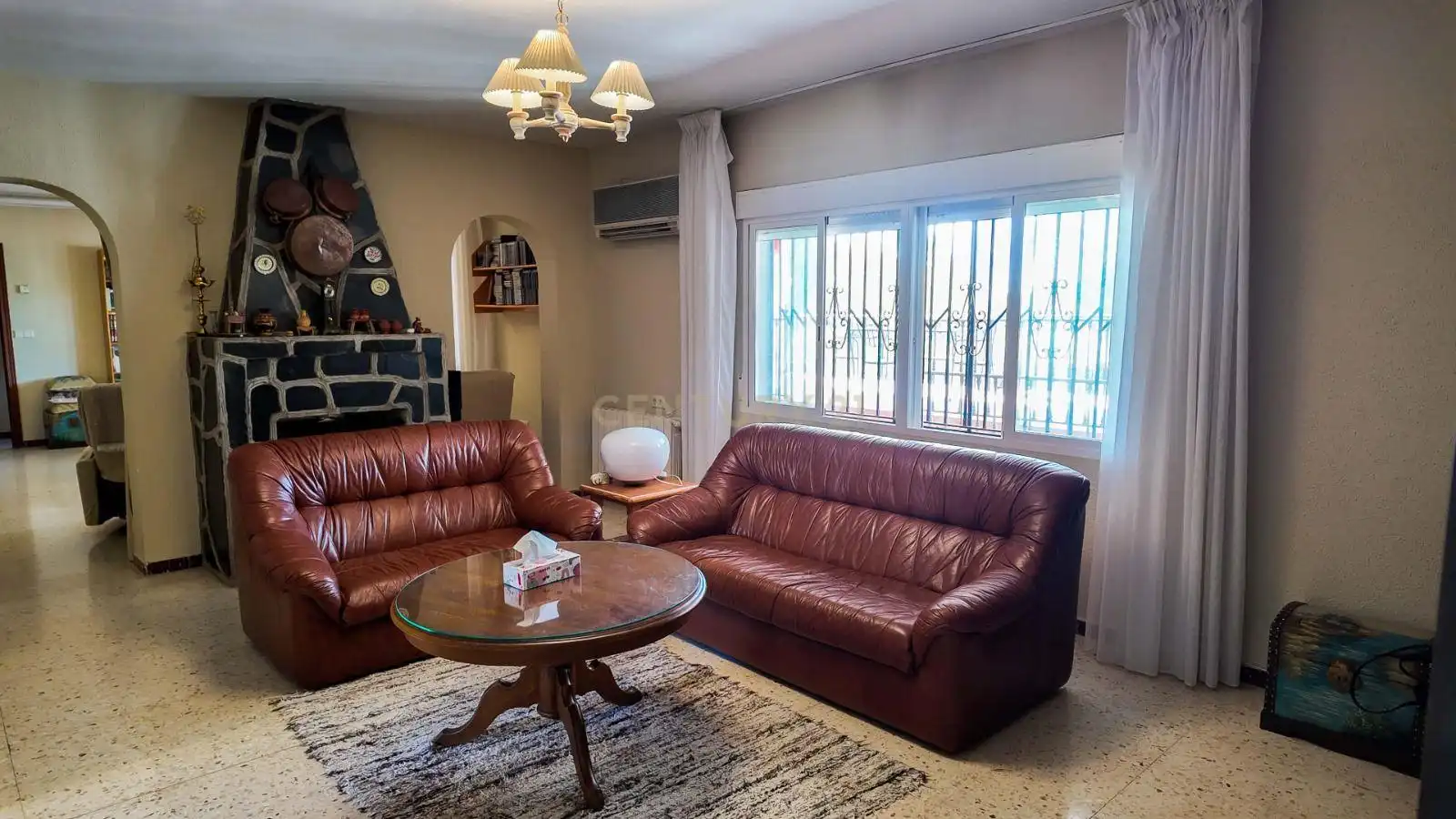 Sala d'estar de Casa o xalet en venda en Casar de Cáceres amb Aire condicionat, Jardí privat i Traster