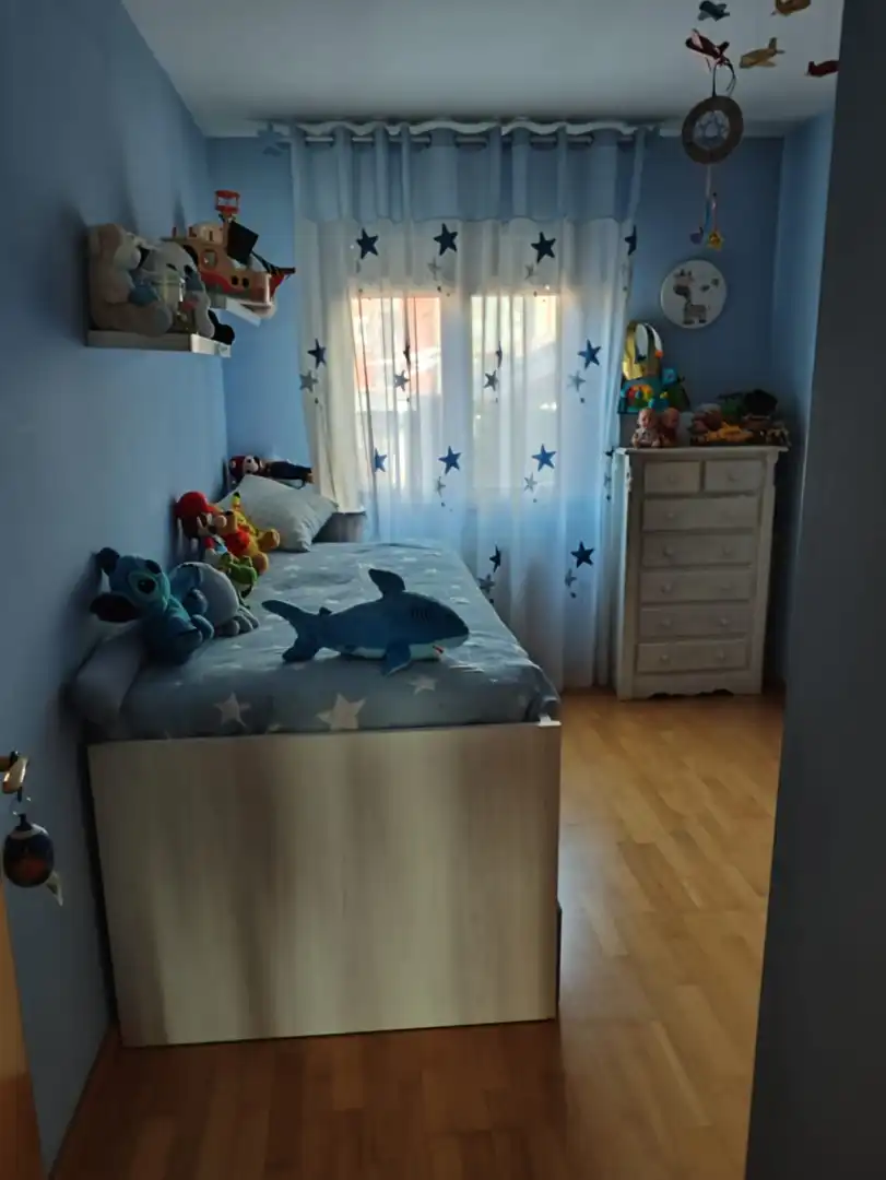Habitación de Piso en venta en Peñafiel con Calefacción, Parquet y Terraza