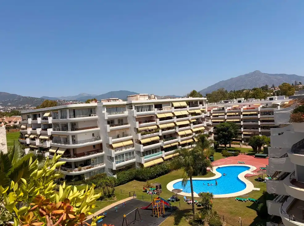 Exterior view of Flat for sale in Marbella  with Air Conditioner, Heating and Terrace