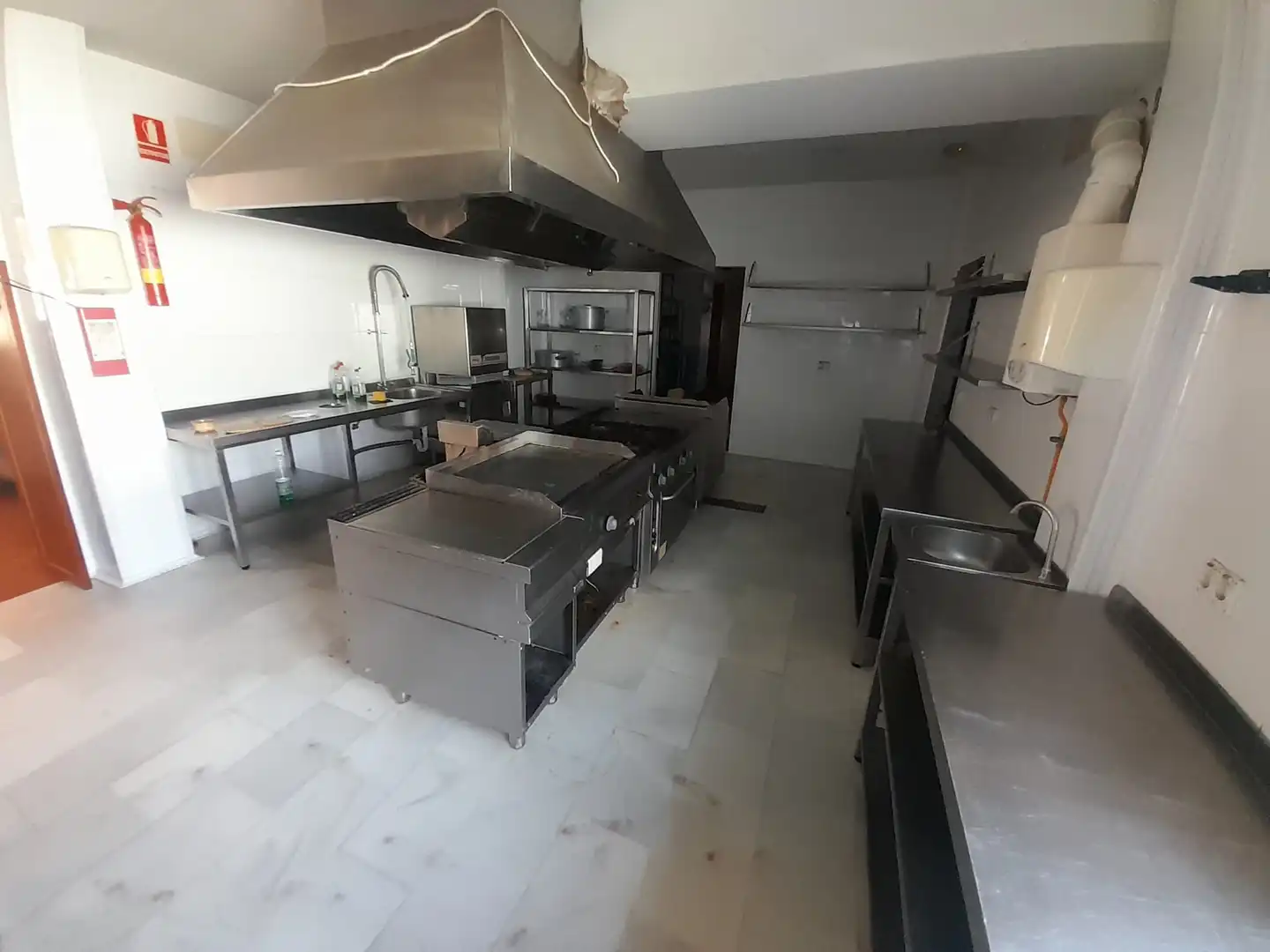 Local comercial en venda a C/ Mataserranos, imagen 12