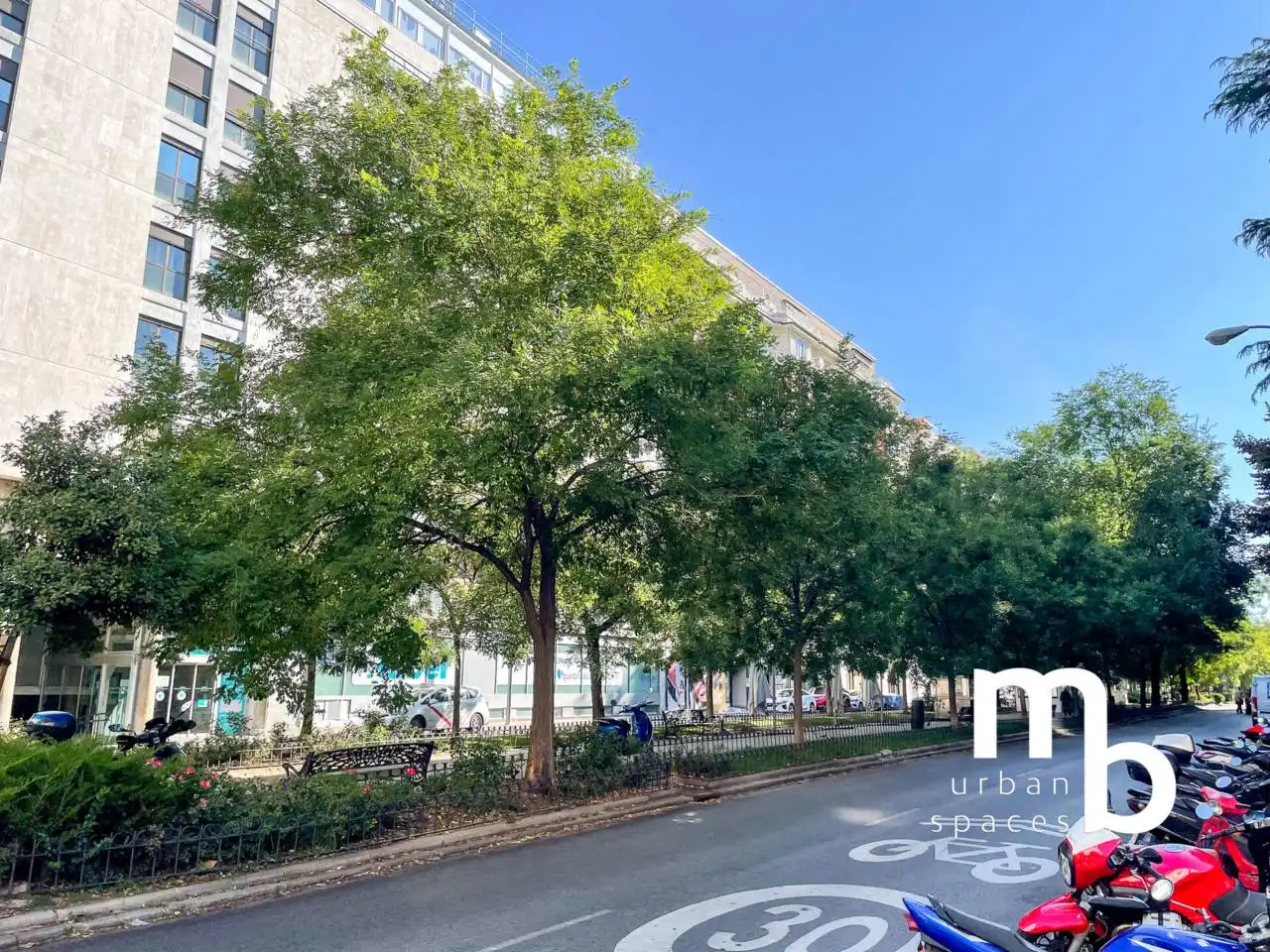 Flat with lift for sale in Calle General Pardiñas, imagen 42